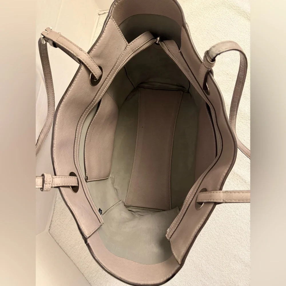Michael Kors Saffiano Leather Shoulder Tote | Zip Top | Neutral Taupe